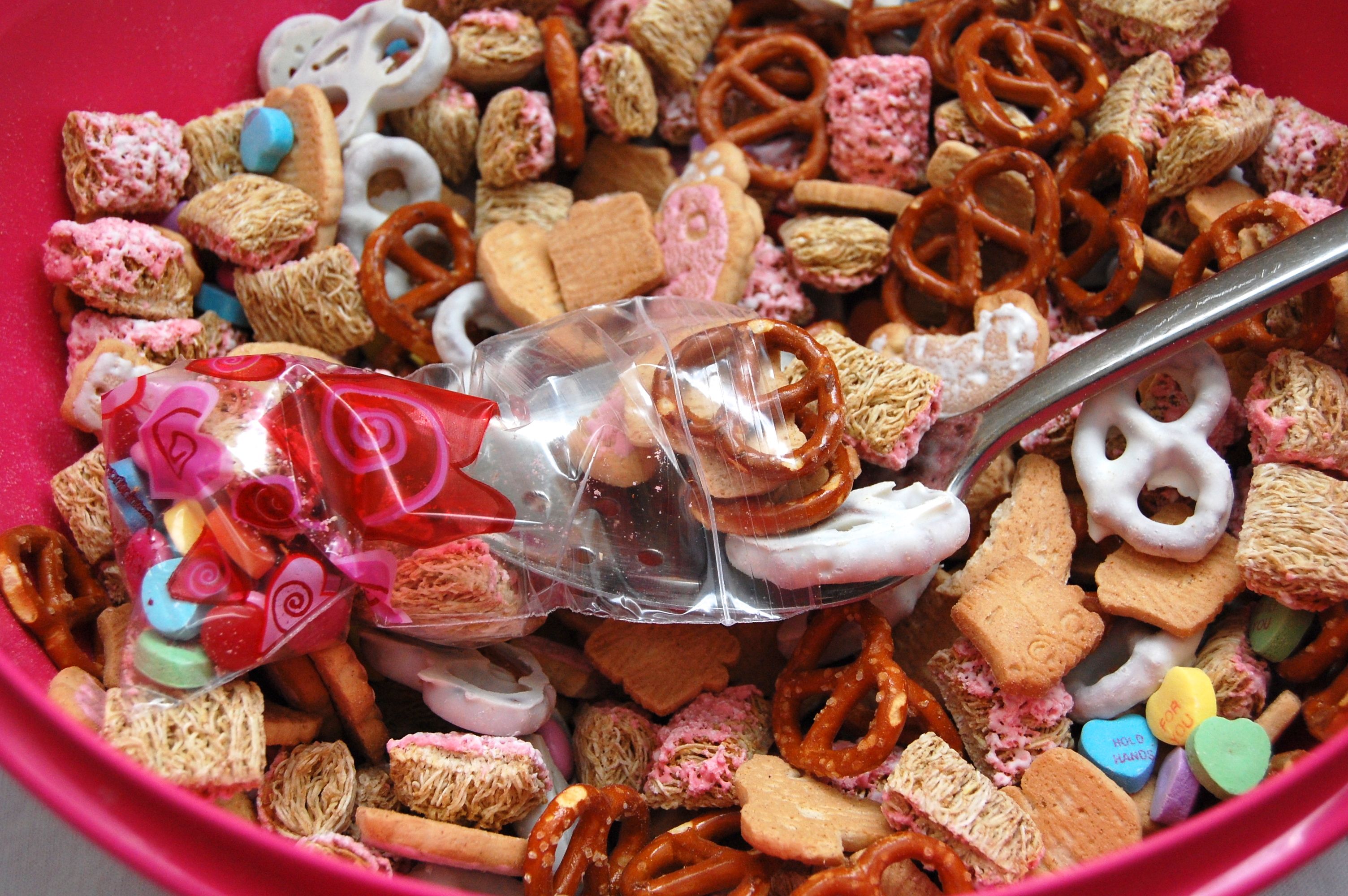 Valentine Snack Mix 6